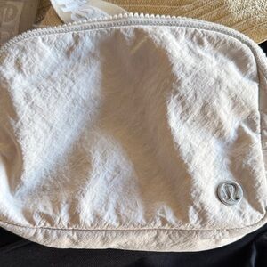 Lululemon Cream Mesh Pocket Bag